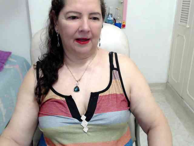 leonela-68 webcam