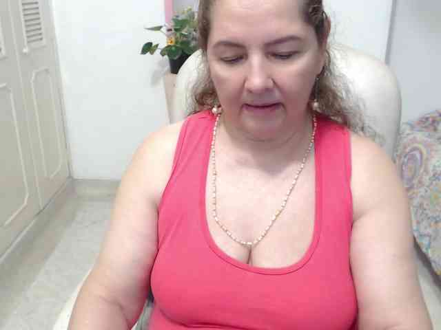 leonela-68 webcam
