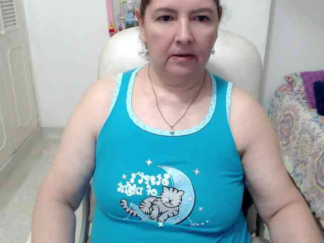 leonela-68 Live Webcam on BongaCams