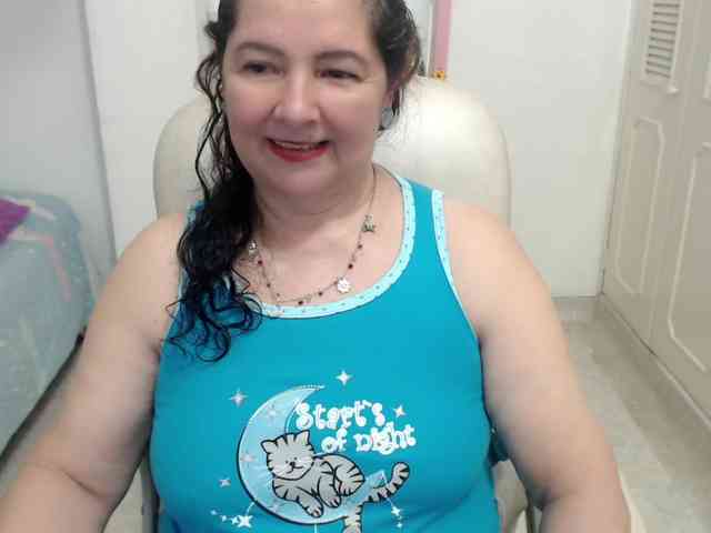 leonela-68 webcam