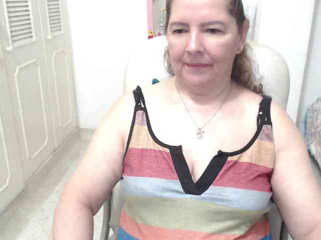 leonela-68 webcam