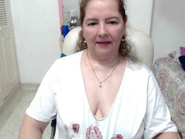 leonela-68 webcam