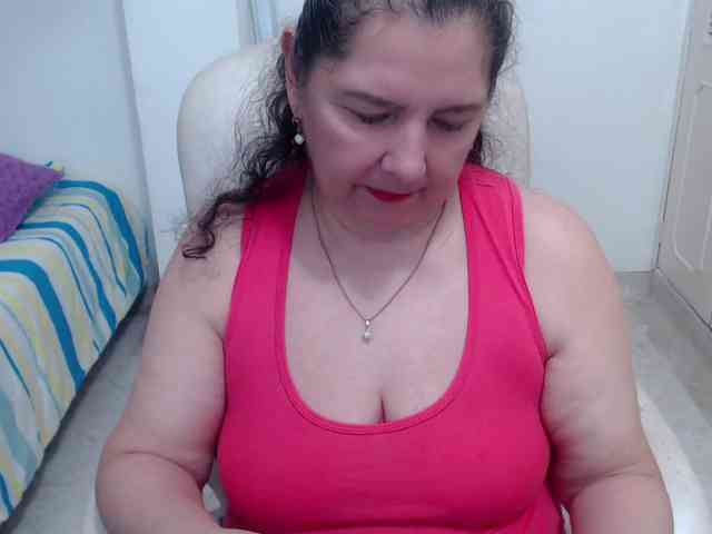 leonela-68 webcam