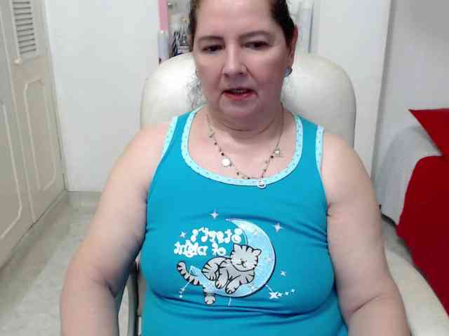 leonela-68