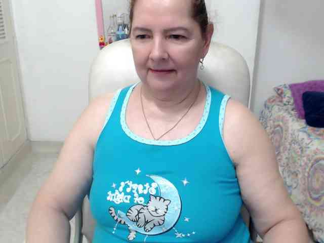 leonela-68 Live Webcam on BongaCams