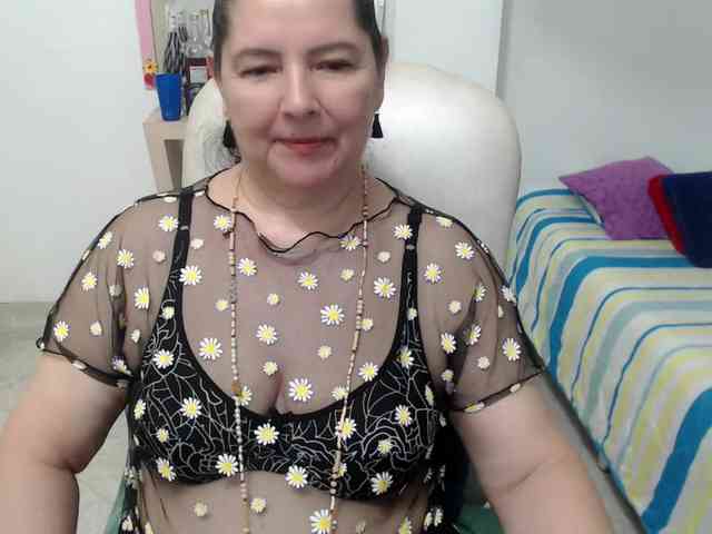 leonela-68 webcam