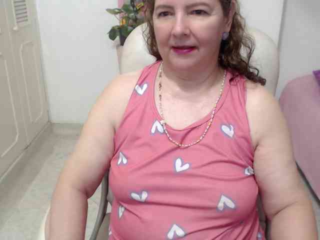 leonela-68