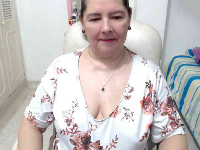 Model: leonela-68