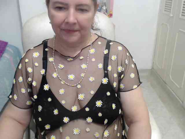 leonela-68