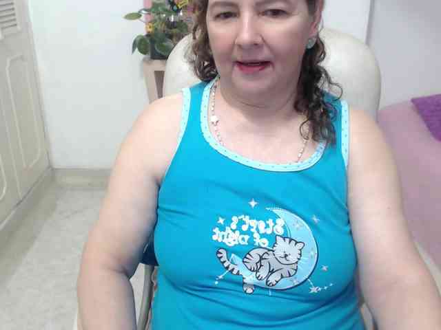 leonela-68 webcam