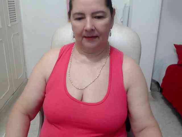 leonela-68