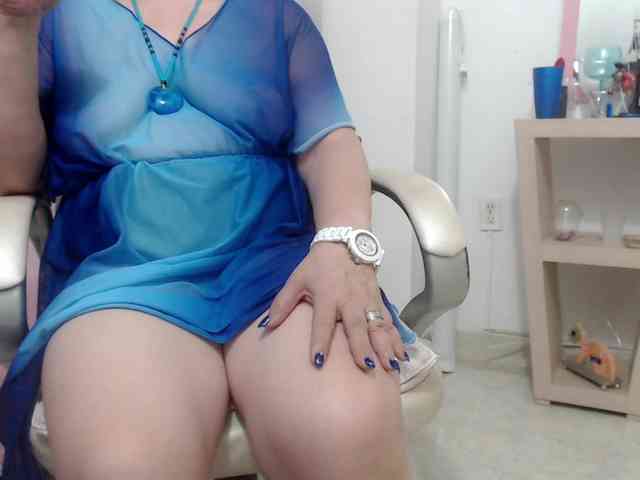 leonela-68 webcam