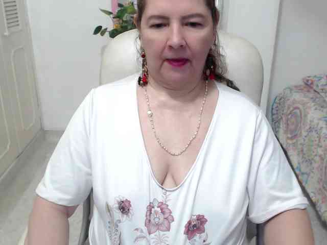 leonela-68 webcam