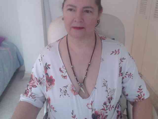 leonela-68 webcam