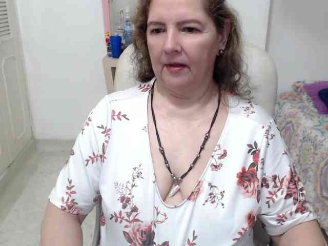 leonela-68 webcam