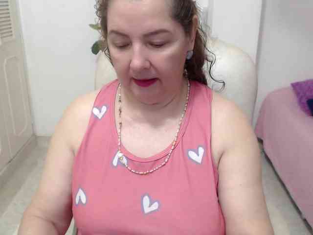 leonela-68 webcam