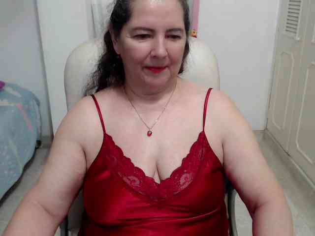 leonela-68 webcam