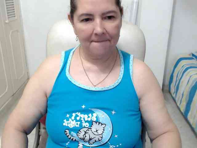 leonela-68 webcam
