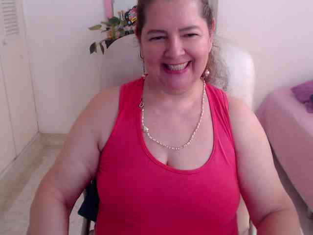 leonela-68 webcam