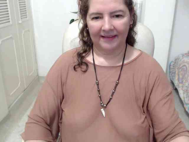 leonela-68 webcam