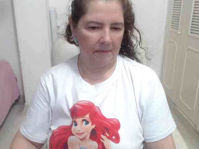 leonela-68 webcam