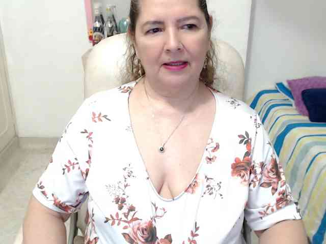 leonela-68