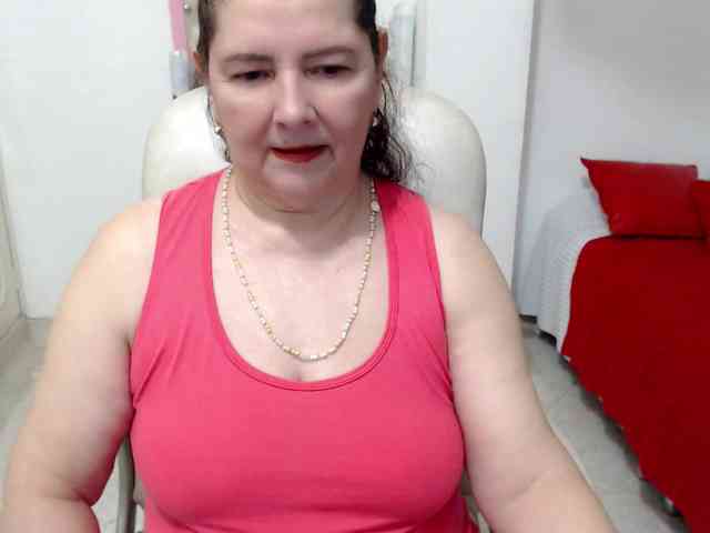leonela-68