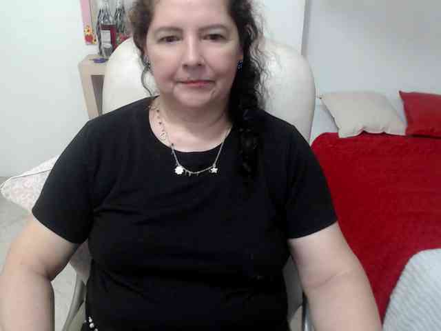 leonela-68 webcam