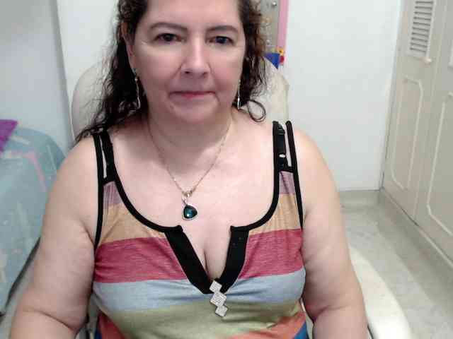 leonela-68 webcam