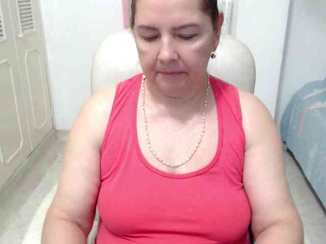leonela-68 webcam