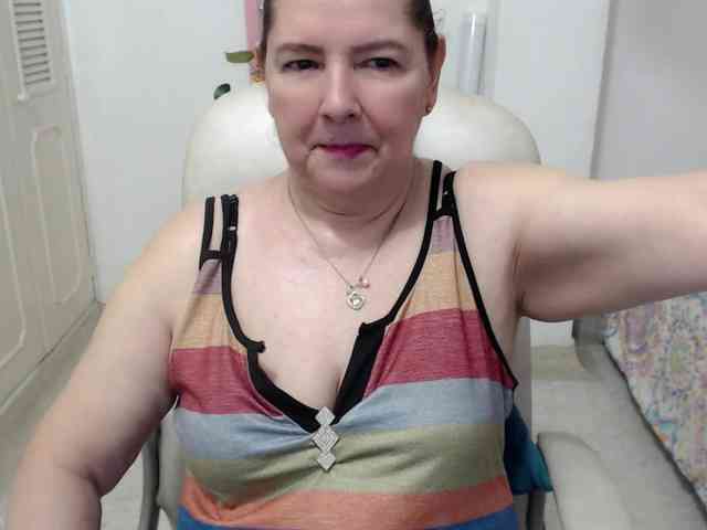 leonela-68 webcam