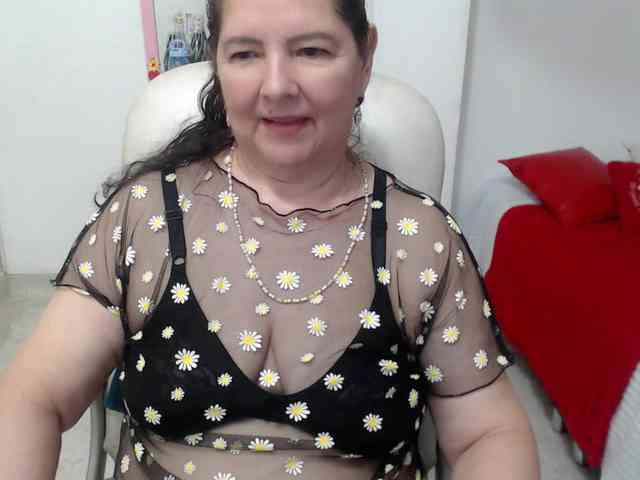 leonela-68