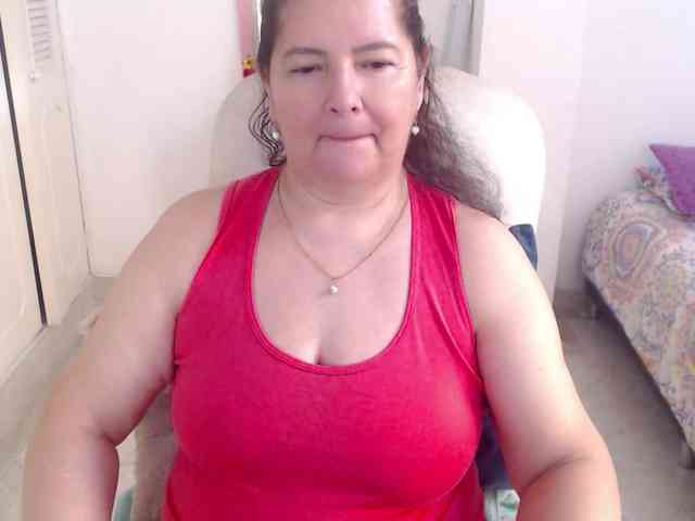 leonela-68