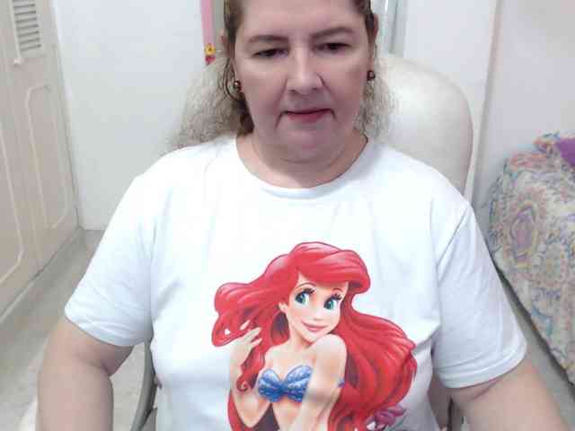 leonela-68 webcam
