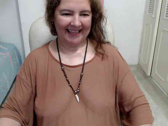 leonela-68 webcam