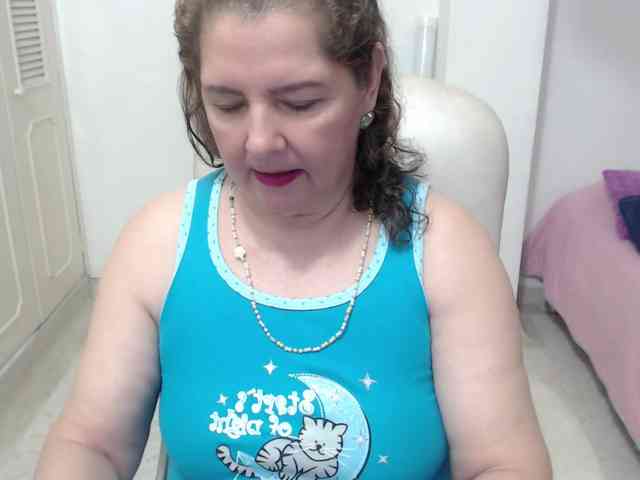 leonela-68 webcam