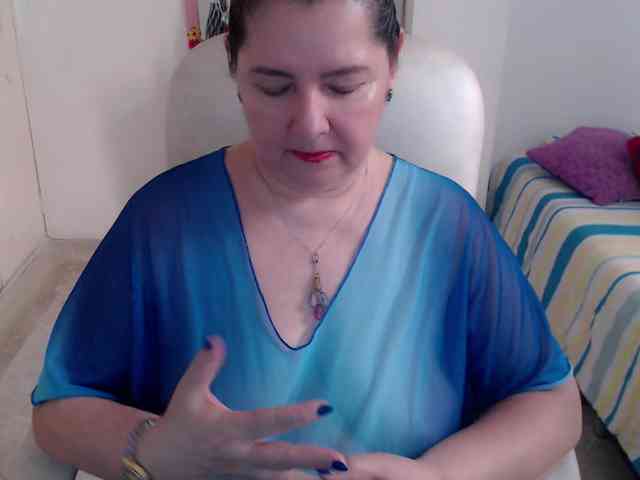 leonela-68 webcam