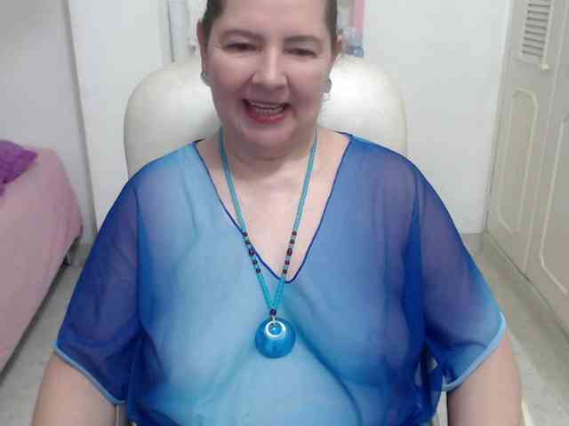 leonela-68 webcam