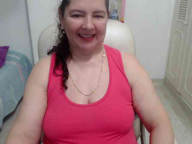leonela-68 webcam