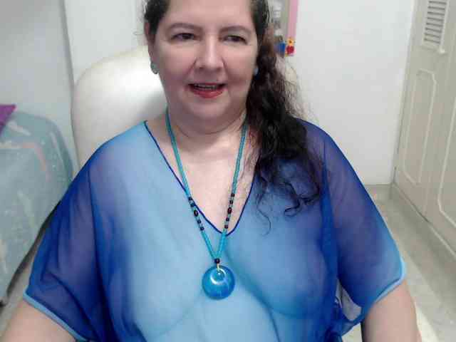 leonela-68 webcam