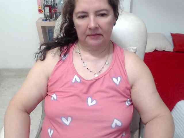 leonela-68 webcam