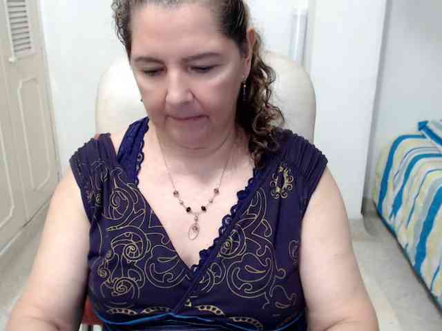 leonela-68 webcam