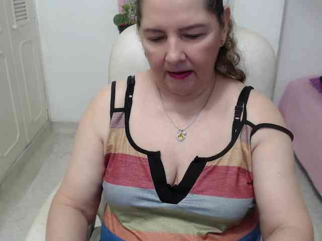 leonela-68
