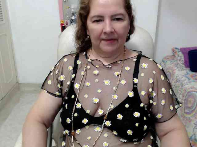 leonela-68 webcam