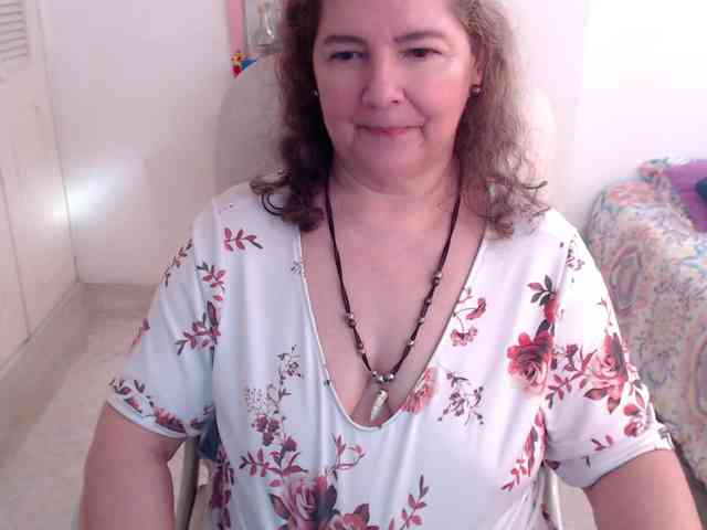leonela-68 webcam