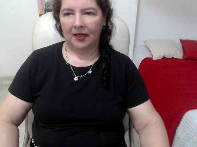 leonela-68