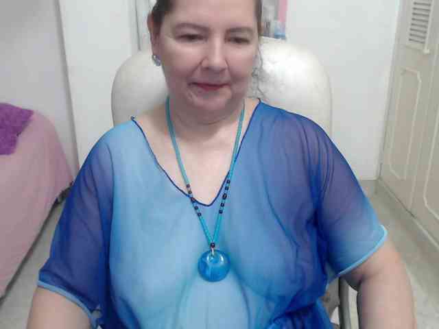 leonela-68 webcam