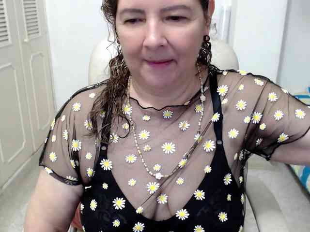 leonela-68