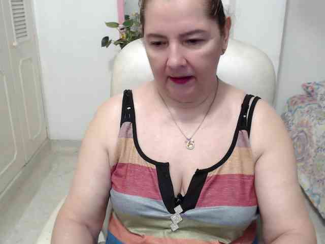leonela-68 webcam