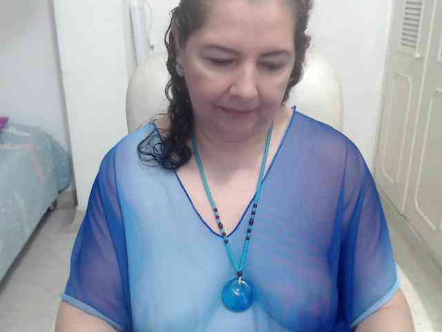 leonela-68 webcam